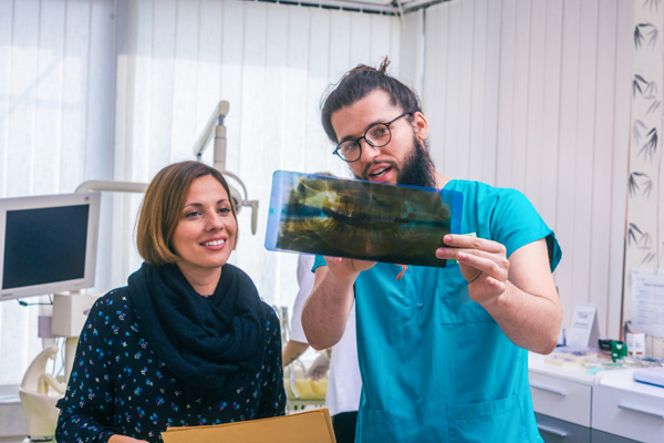 Ask An Emergency Dentist: What To Do After A Sports Injury Or Dental Trauma